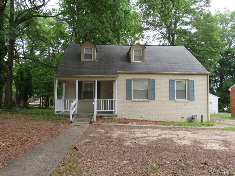 3 bedroom, 2 bathroom house in Petersburg! AVAILABLE NOW! 1883 Fairfax St  VA